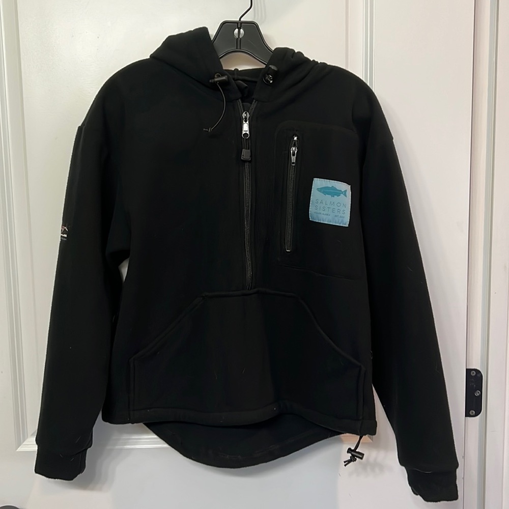 Salmon sisters Aleutian fleece hoodie XS